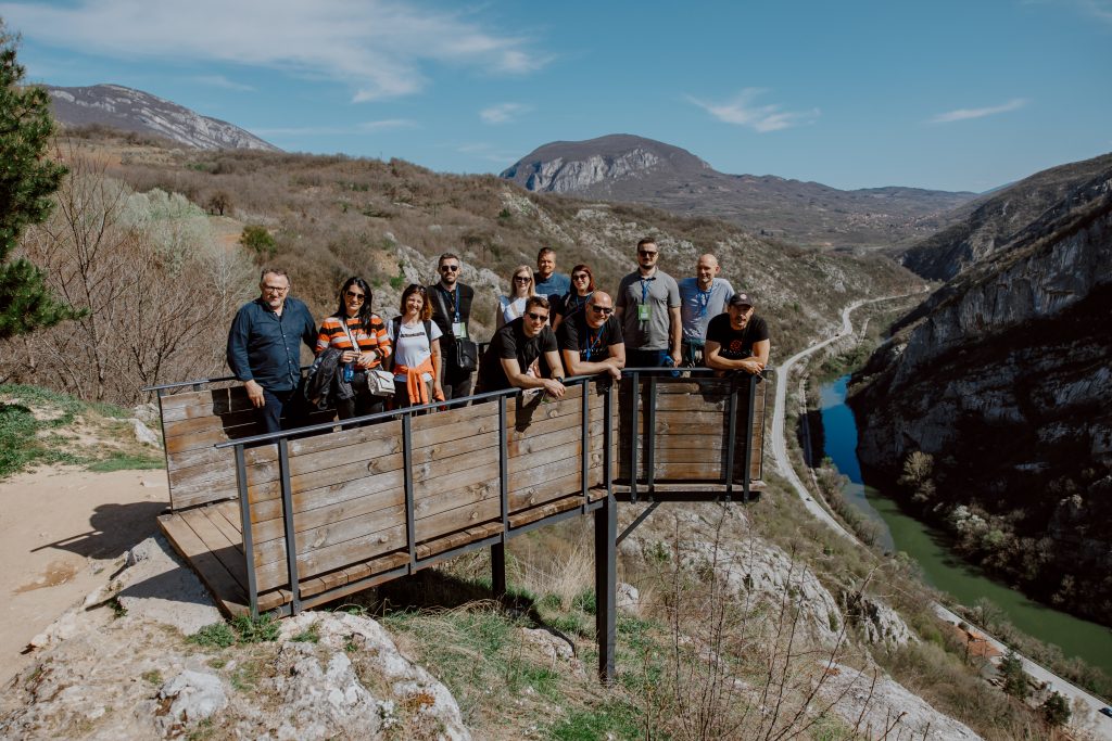 Explore Niš